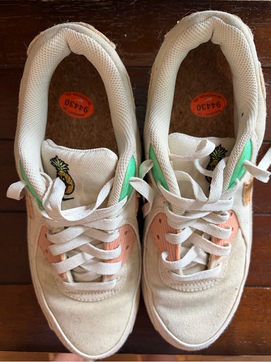 Nike Shoes - Nike AirMax limited edition pineapple shoe!